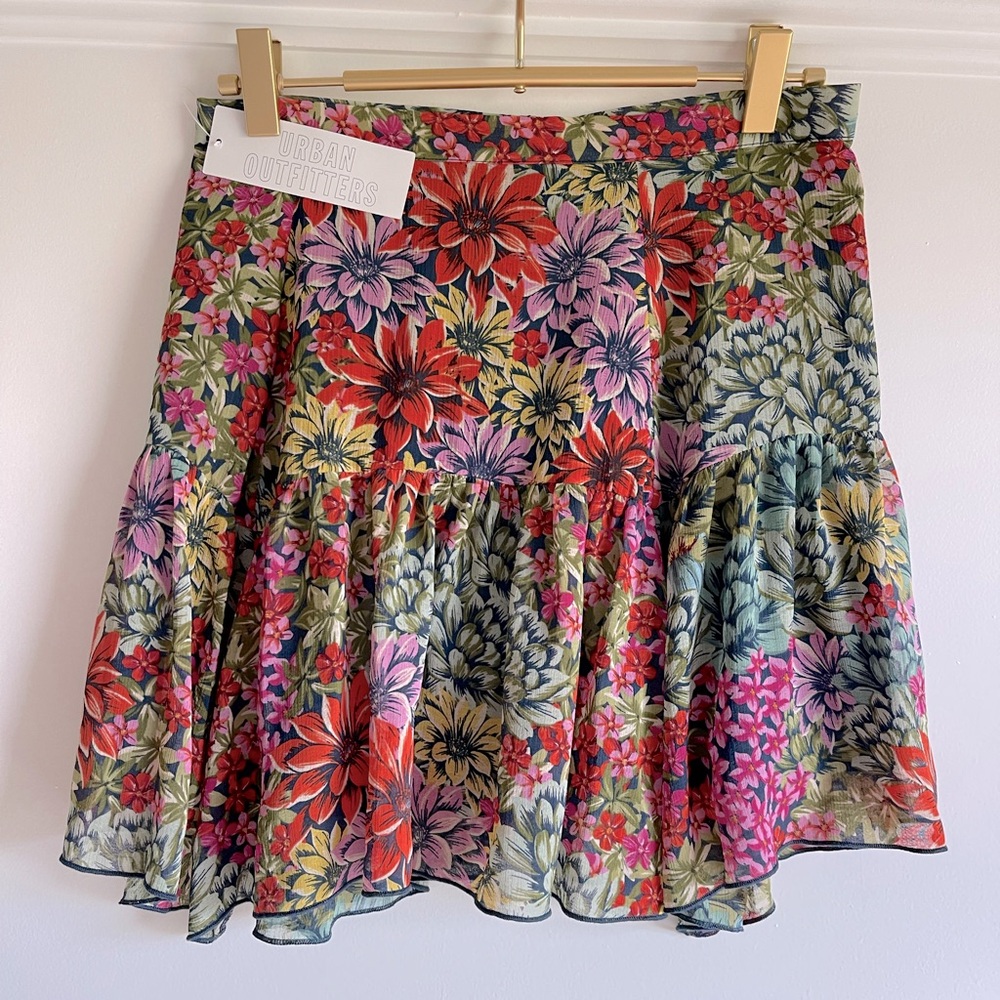 Urban Outfitters Floral Print Skirt Size S